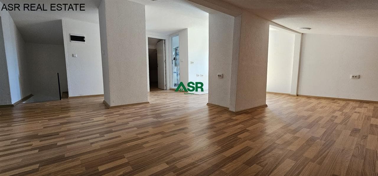 Banesë duplex 120m2 me qira në lagjen bregu i diellit