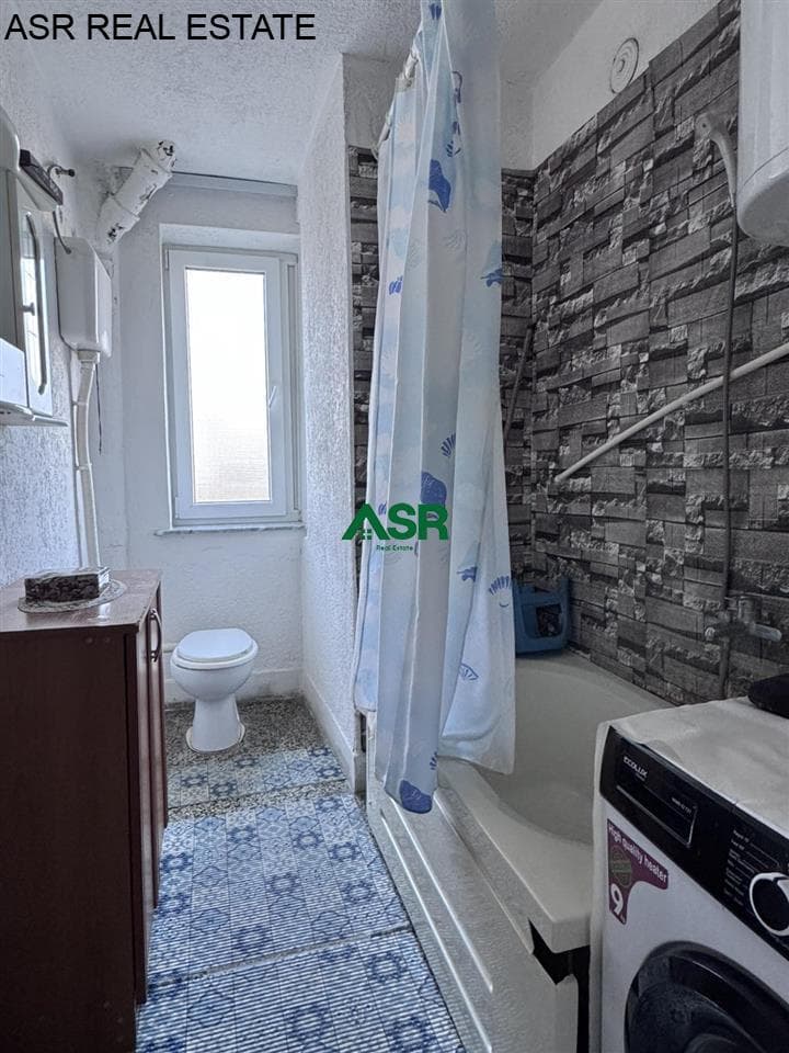 Banesë 54m2 ne shitje në lagjen Qafa, rr.Uck 4