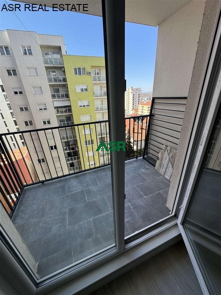 Banesë 62m2 ne shitje në lagjen e Muhaxhereve 3
