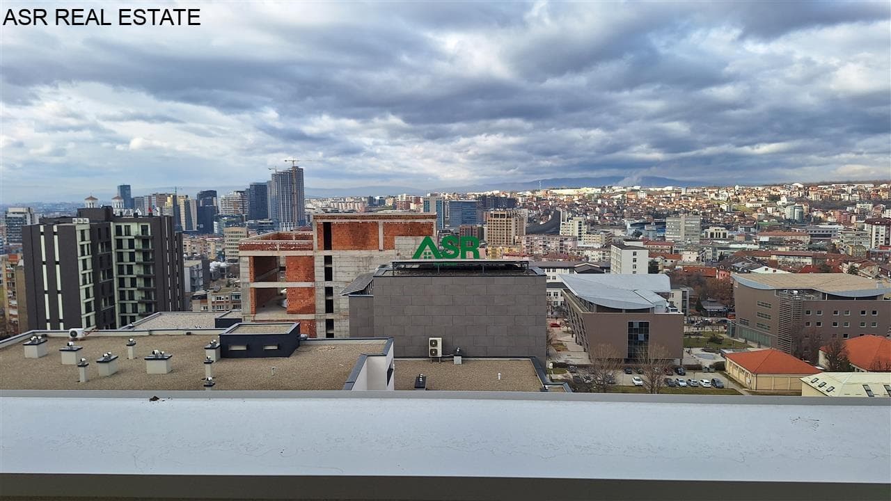 Banesë 150m2 me qira në kompleksin IN ON ne lagjen e muhaxhereve 2