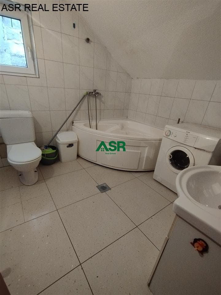 Lëshohet banesa me qira në lagjen Tophane