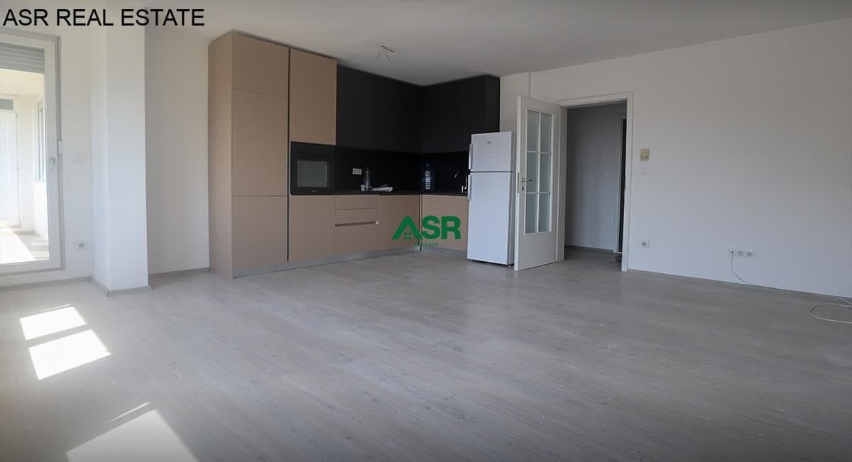 Banesë/ Zyre 130m2 me qira në lagjën Arbëria 4