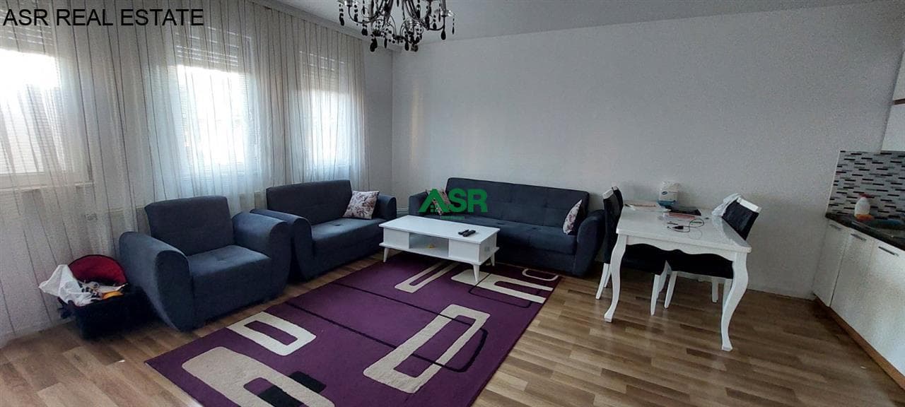 Lëshohet banesa me qira në lagjën Qendra