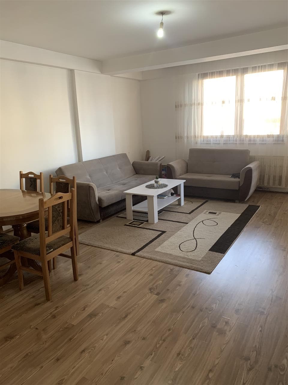 Banesë 75m2 me qira tek 4 Llullat 4