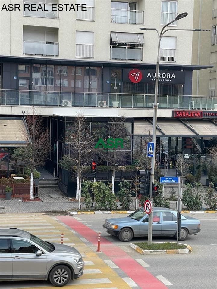 Lëshohet lokali me qira në lagjen rruga B 2