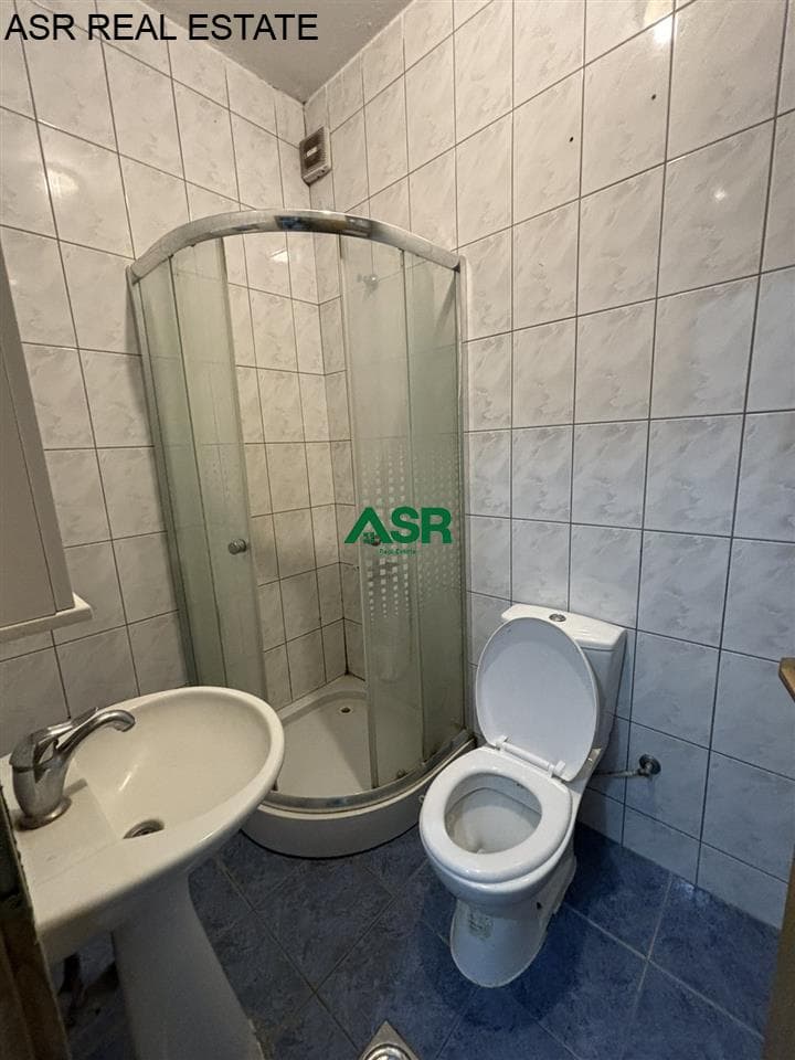 Banesë 40m2 ne shitje në lagjen Mati 1 4