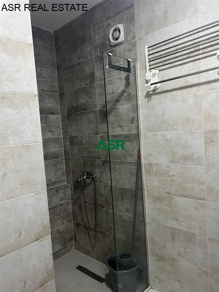 Lëshohet banesa me qira në Rruga C 2