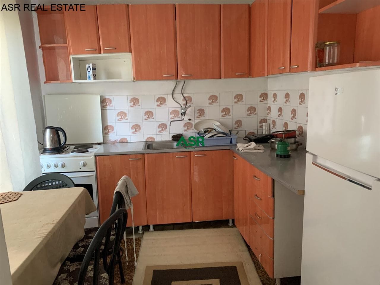 Shtepi 150 m2 me qira në Lakrishte