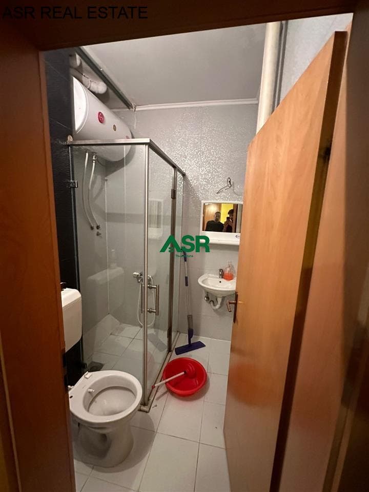 Banesë/zyre 100m2 me qira tek posta kryesore ( Dardani ) 4