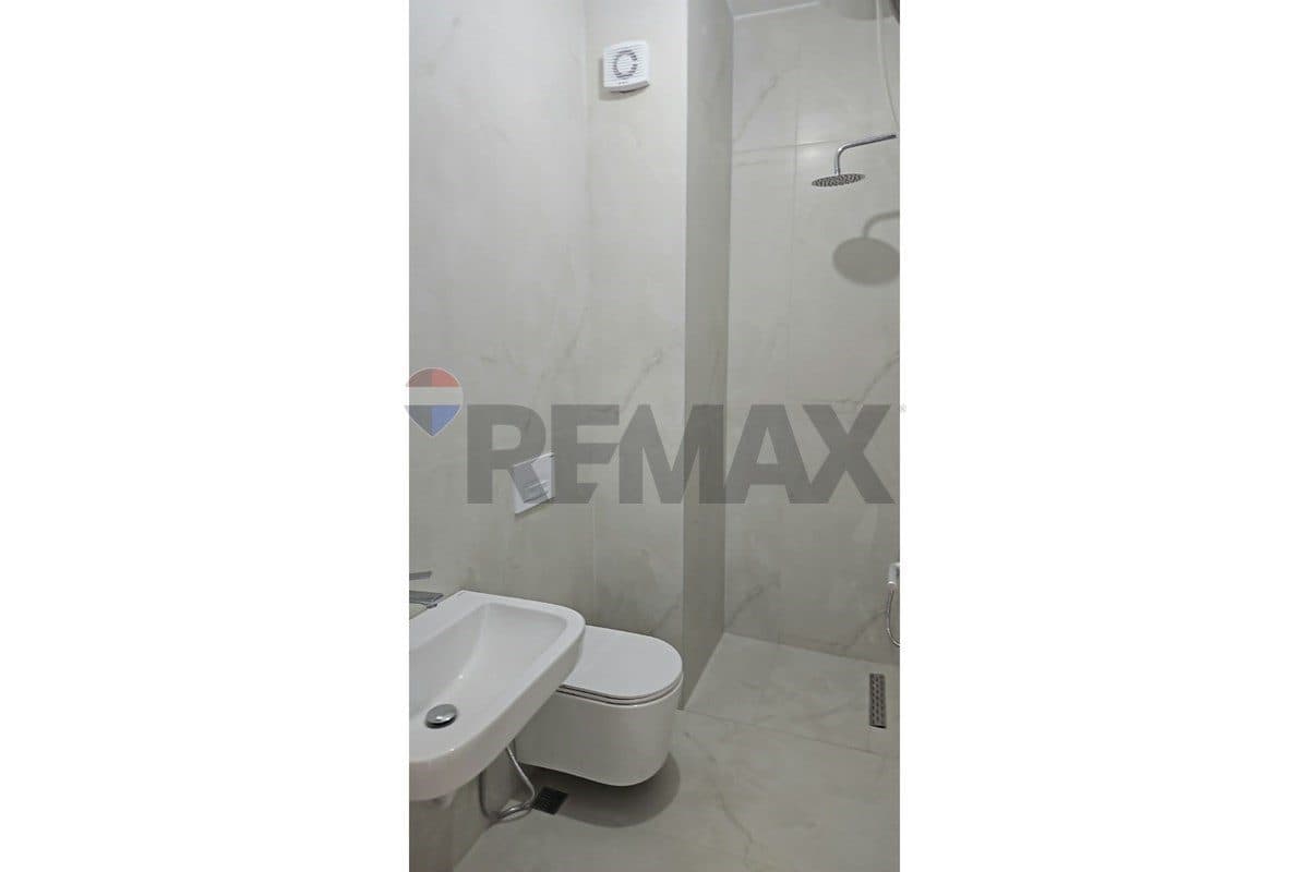 Apartament - Për Qira - Kompleksi Mangalem, Tiranë 4