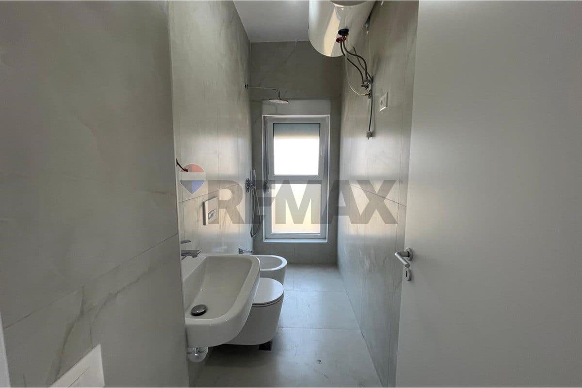 Apartament - Në Shitje - Kompleksi Mangalem, Tiranë 4
