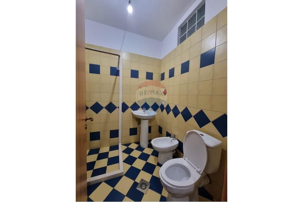 Apartament - Në Shitje - Rruga Peti, Tiranë 3