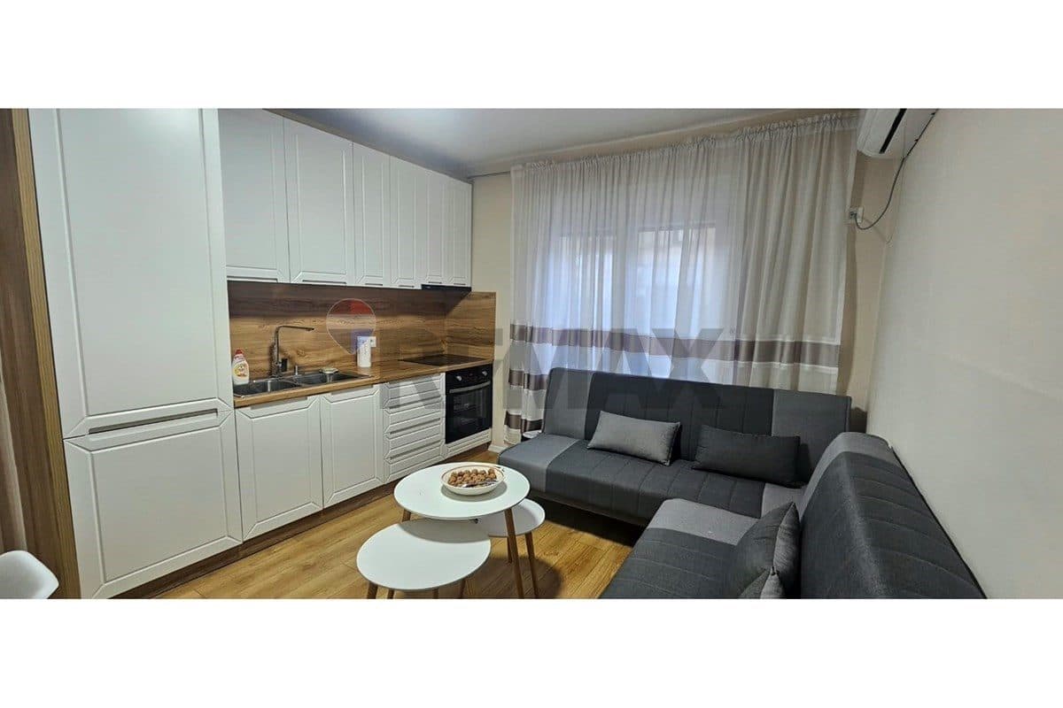 Apartament - Për Qira - Tregu I Medresesë, Tiranë 2