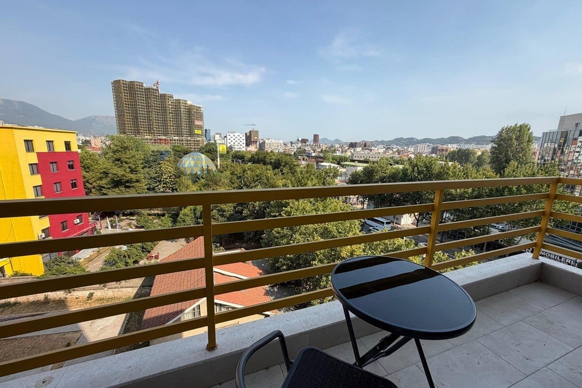Shitet Apartament 1+1 Rr. Dritan Hoxha