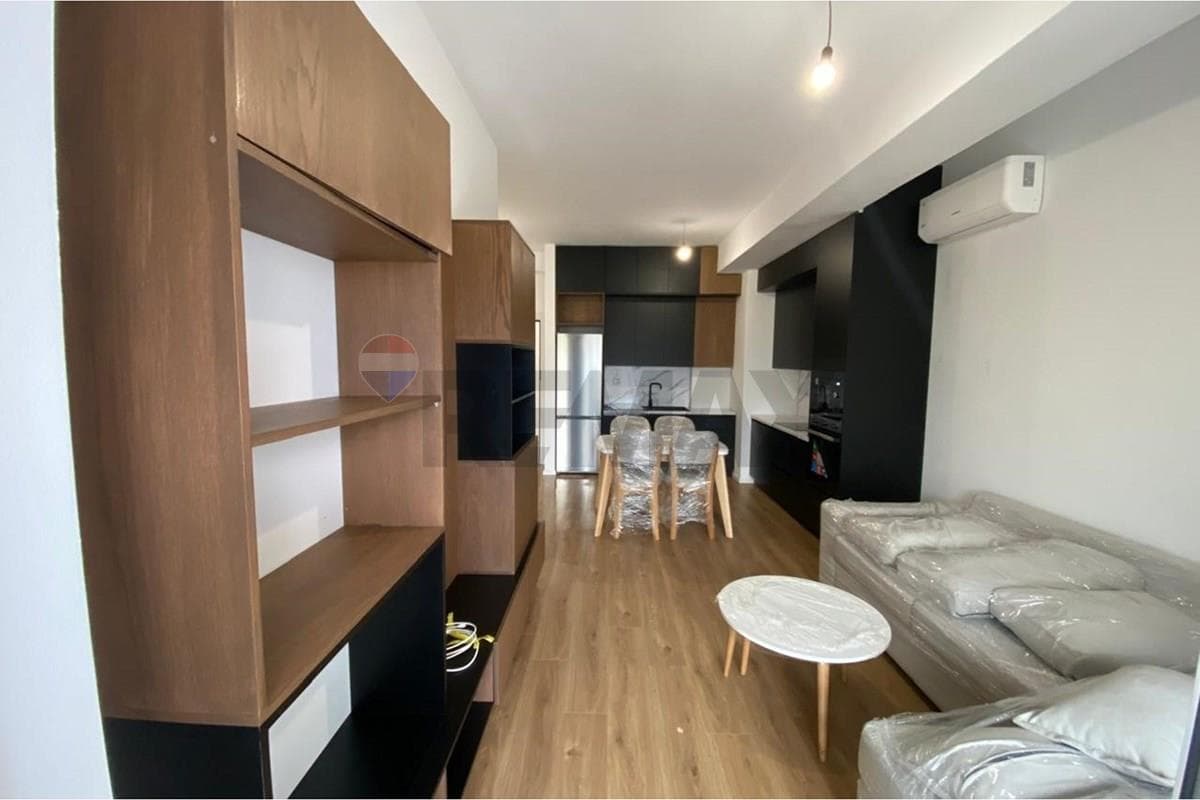Apartament - Për Qira - Kompleksi Mangalem, Tiranë 3