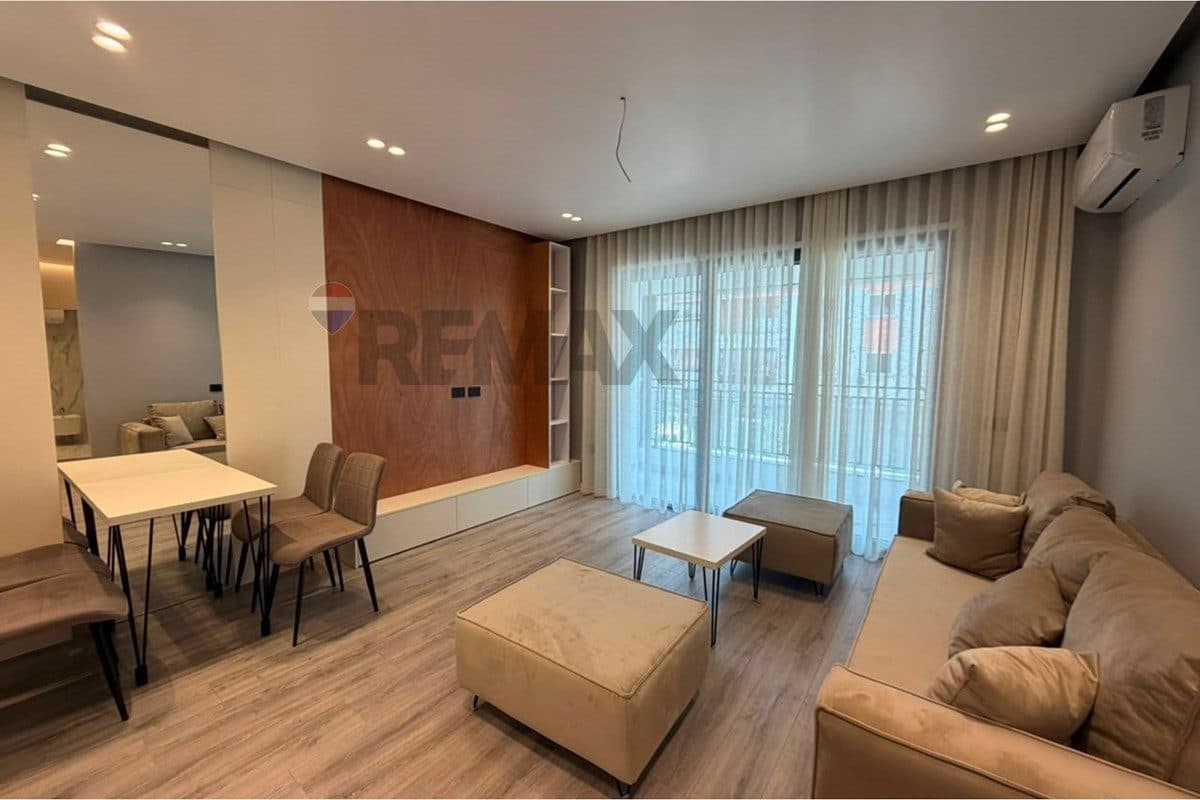 Apartament - Për Qira - Bulevardi i Ri, Tiranë 2
