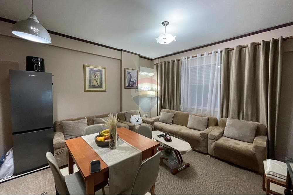 Apartament - Në Shitje - Qendra Kristal, Tiranë