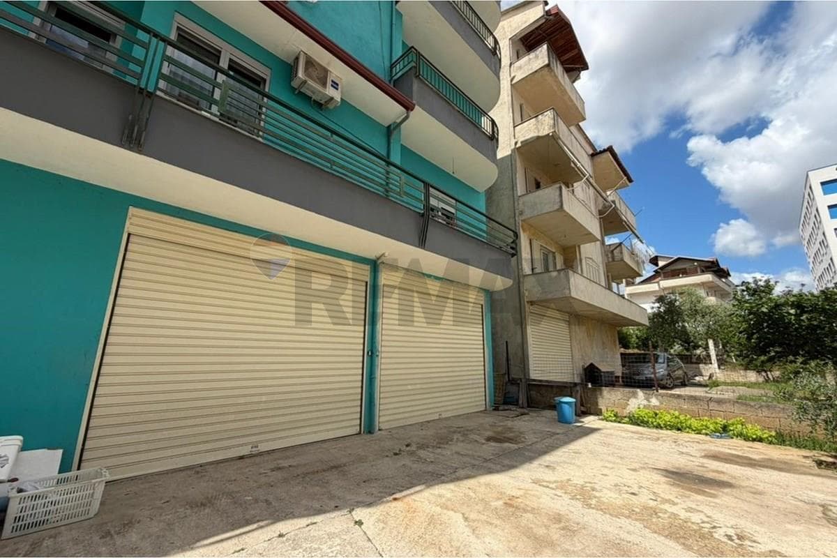 Magazine - Për Qira - Kompleksi Mangalem, Tiranë