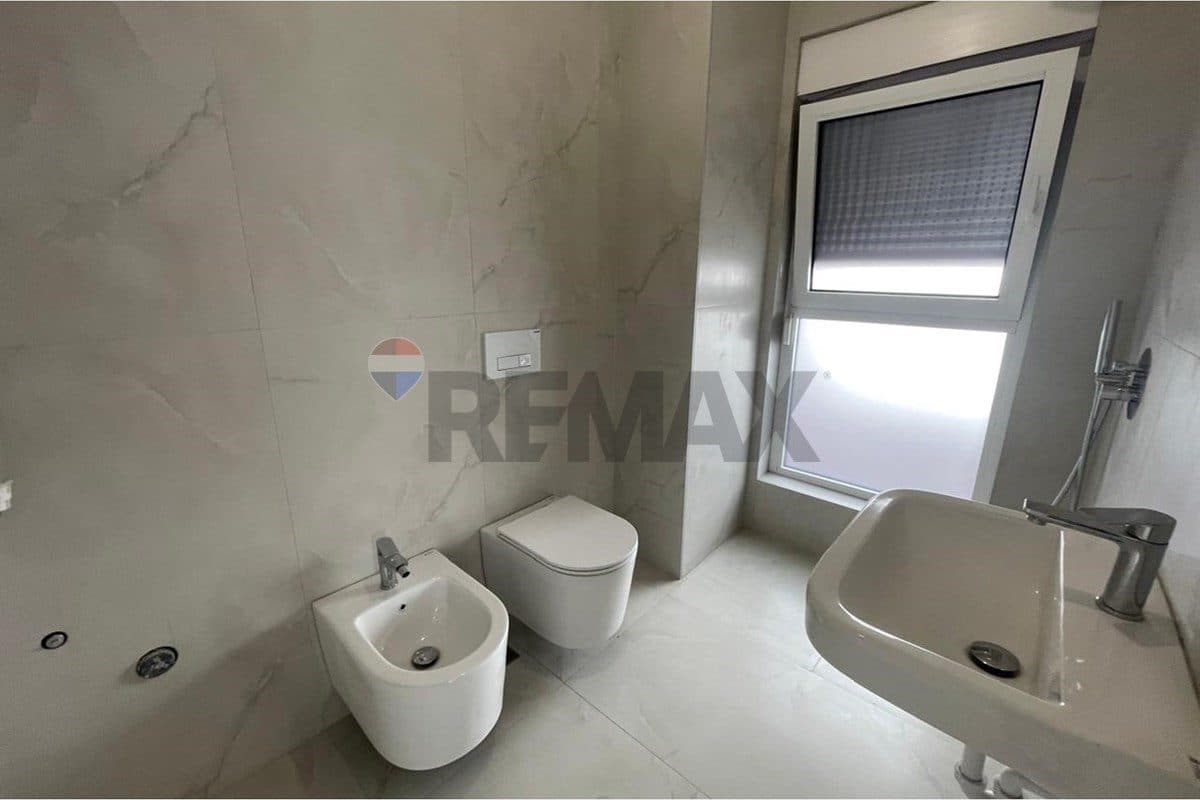 Apartament - Në Shitje - Kompleksi Mangalem, Tiranë 3