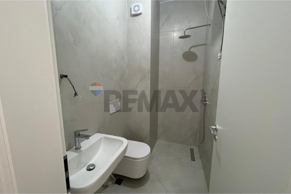 Apartament - Në Shitje - Kompleksi Mangalem, Tiranë 2