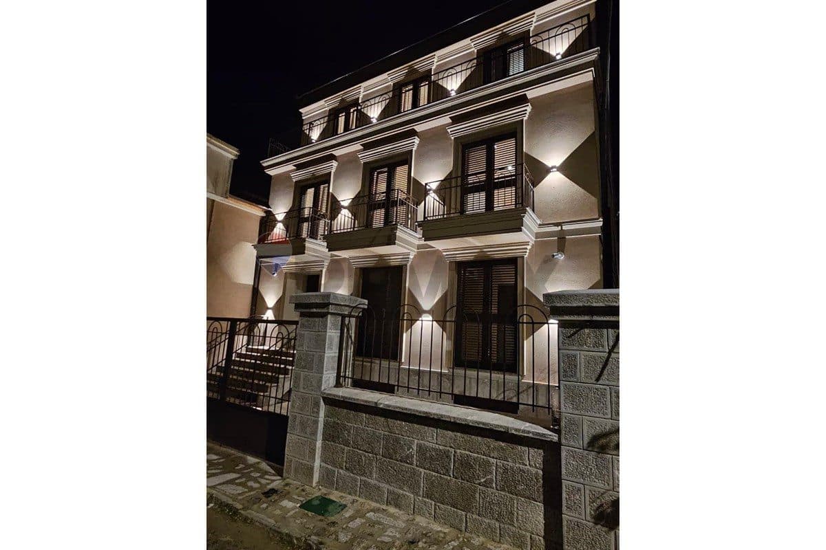 Hotel - Në Shitje - Bulevardi Fan Noli, Korçë 2