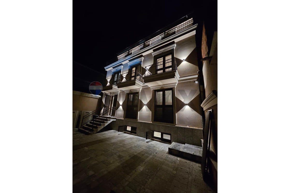 Hotel - Në Shitje - Bulevardi Fan Noli, Korçë 3