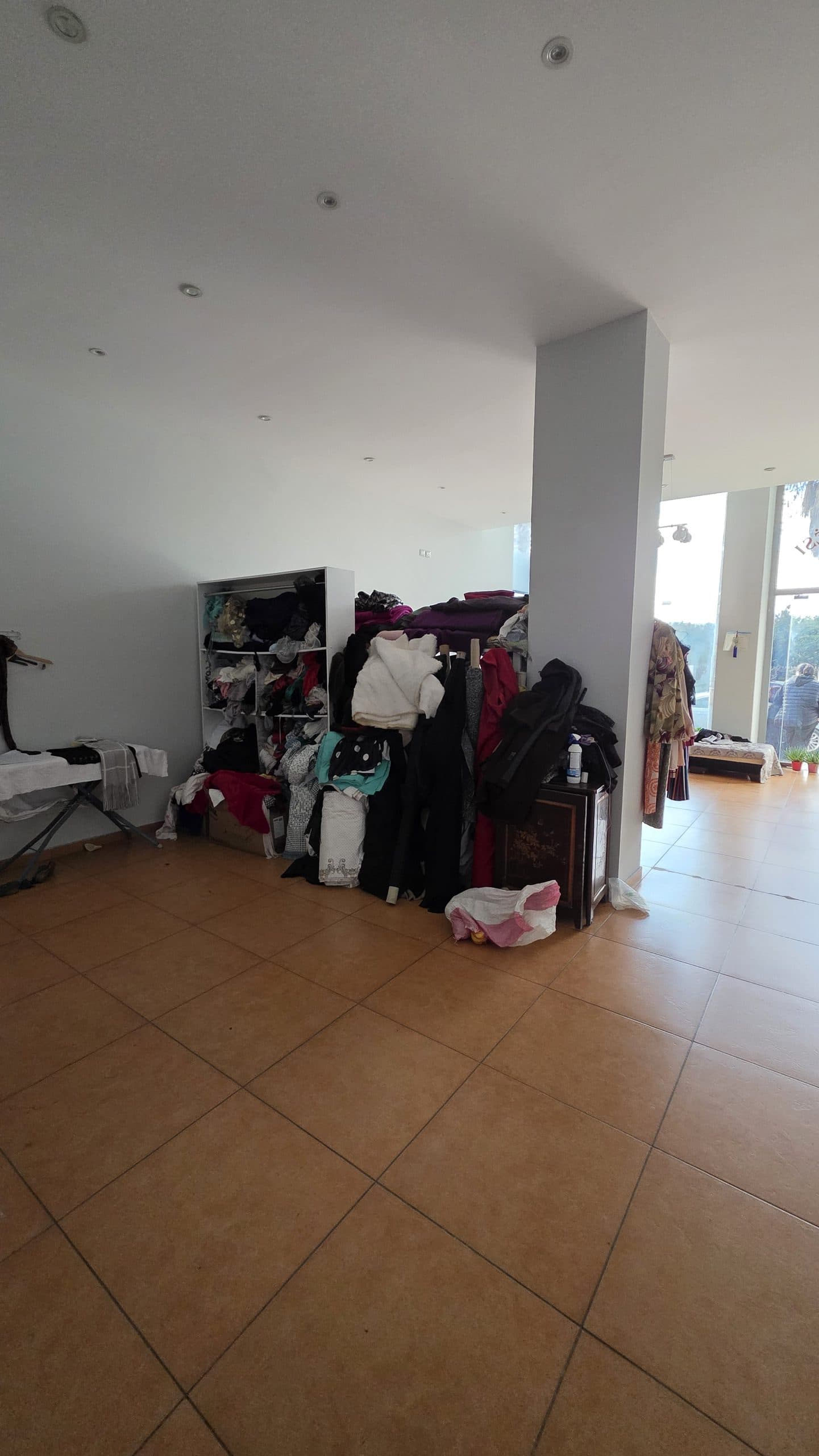 Njesi Biznesi në shitje Lushnje, Lushnje 4
