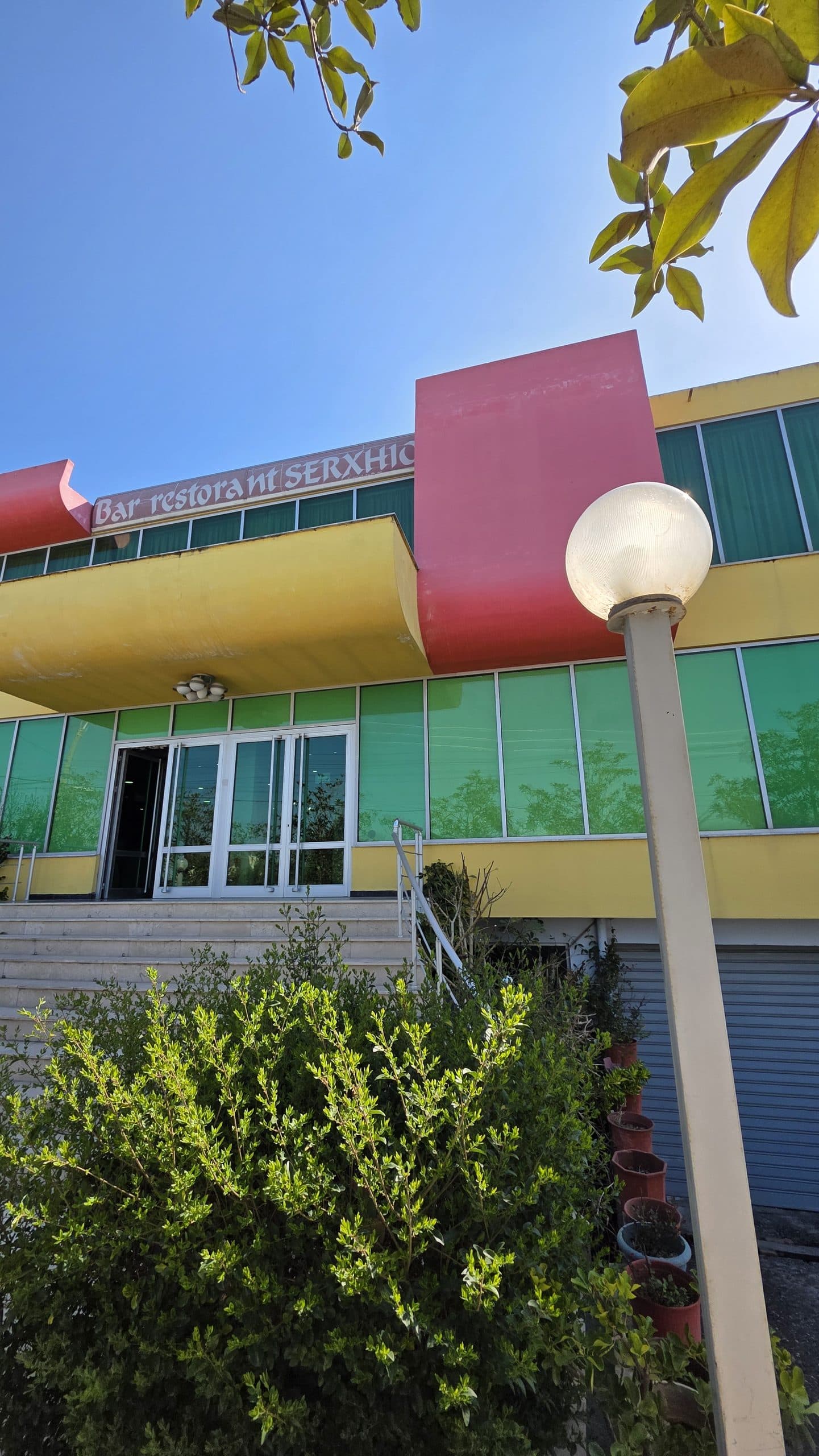 Hotel në shitje Lushnje, Lushnje