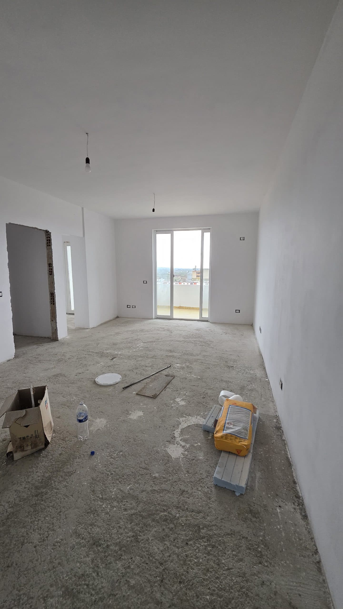 Apartament 2+1 në shitje Lushnje, Lushnje