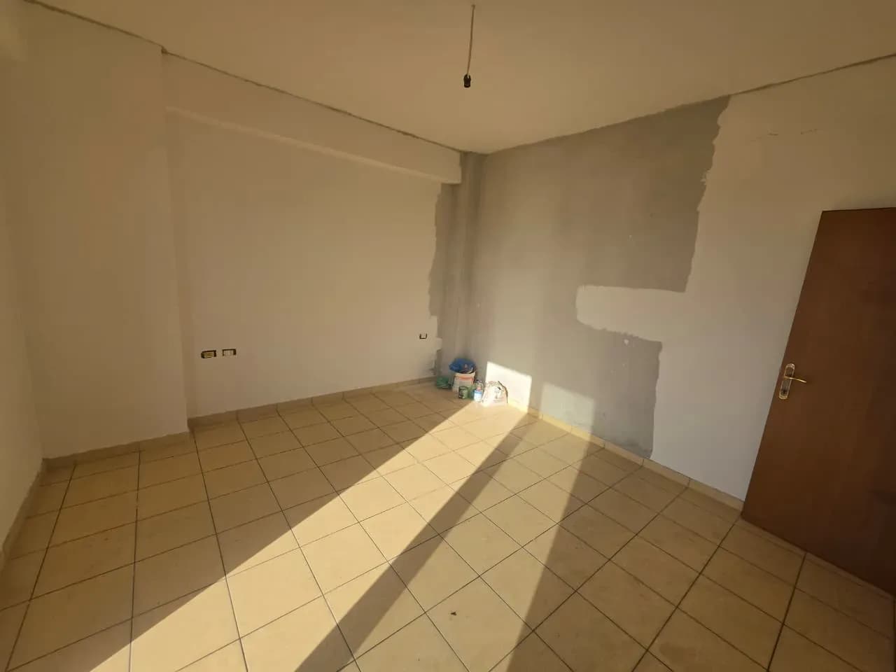 ## Shitet Apartament 1+1 – Plazh, Durrës 3
