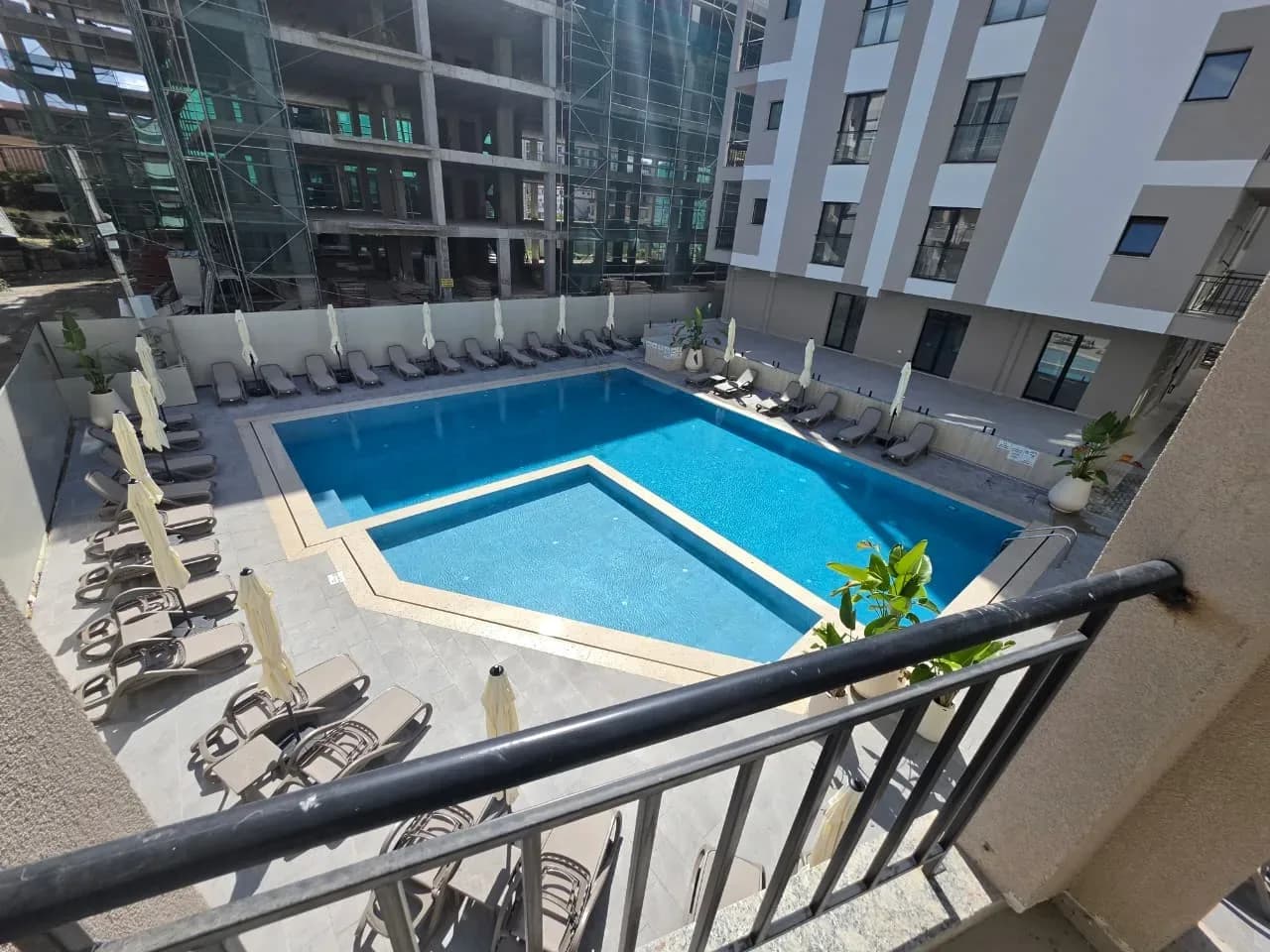 SHITET APARTAMENT 1+1 NË REZIDENCËN ORIENTAL 1 – GOLEM NDERTIM I RI!