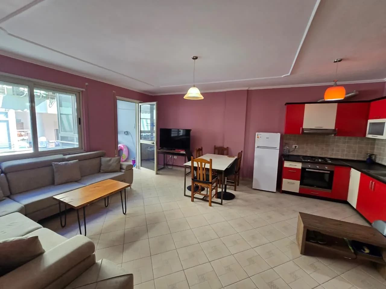🏖 Shitet Apartament 1+1 – Shkëmbi i Kavajës