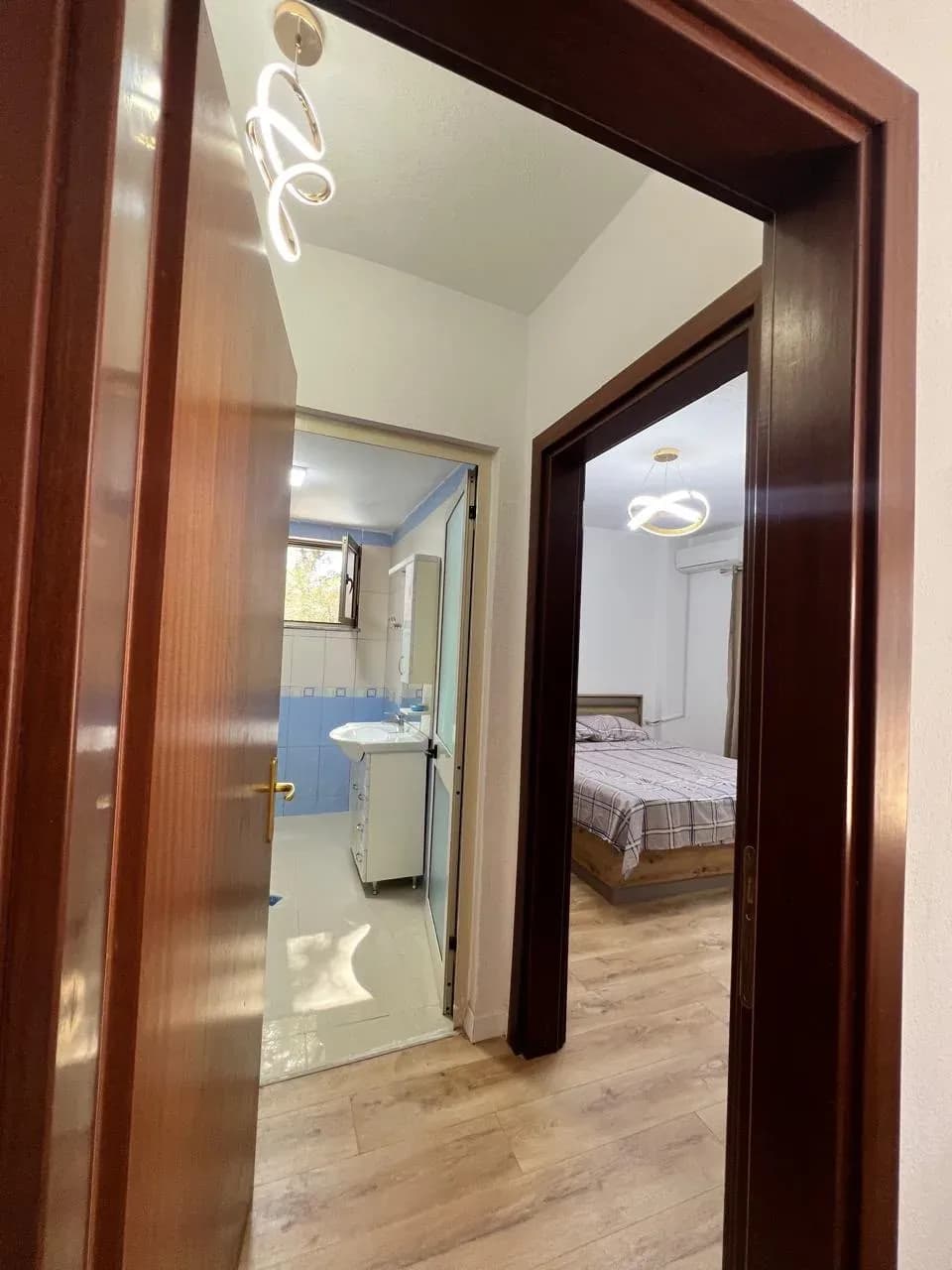 Shitet Apartament 1+1 në Golem – Kompleksi Alb-Adriatik