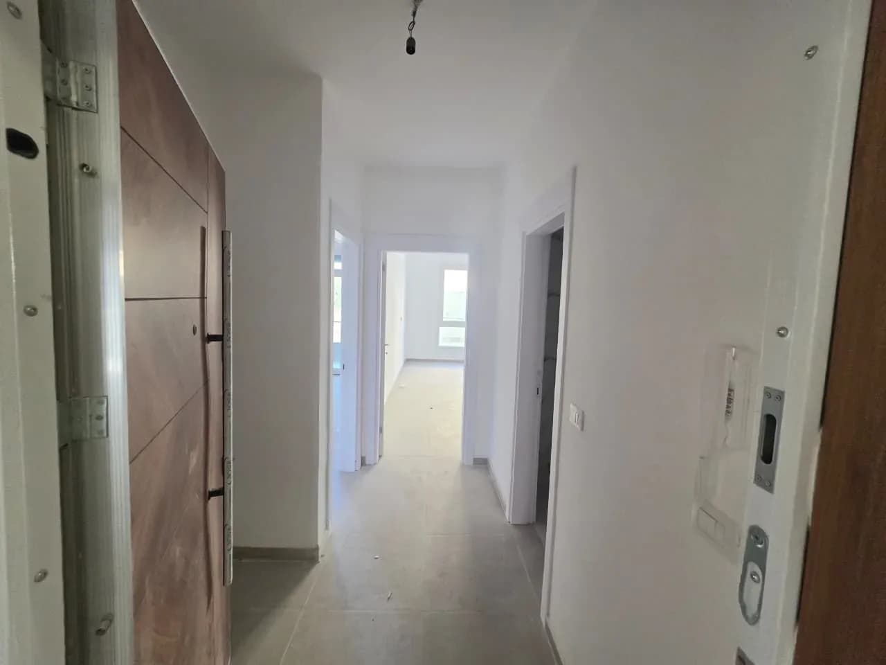 APARTAMENT 1+1 NË SHITJE – REZIDENCA LOREDIS, QERRET