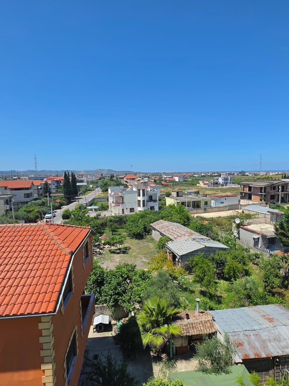 🏡 Shitet Apartament 2+1 në Kavajë 2