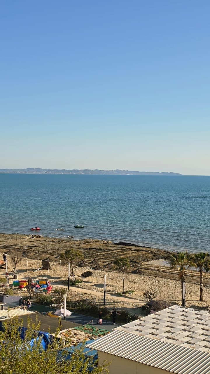 Shitet Apartament 1+1 në Rrotën e Kuqe, Plazh Durrës 2
