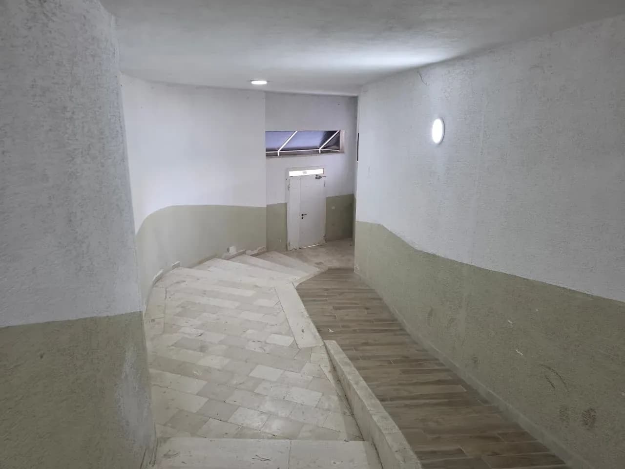 Shitet Apartament 1+1 me Pamje nga Deti në Shkëmbin e Kavajës