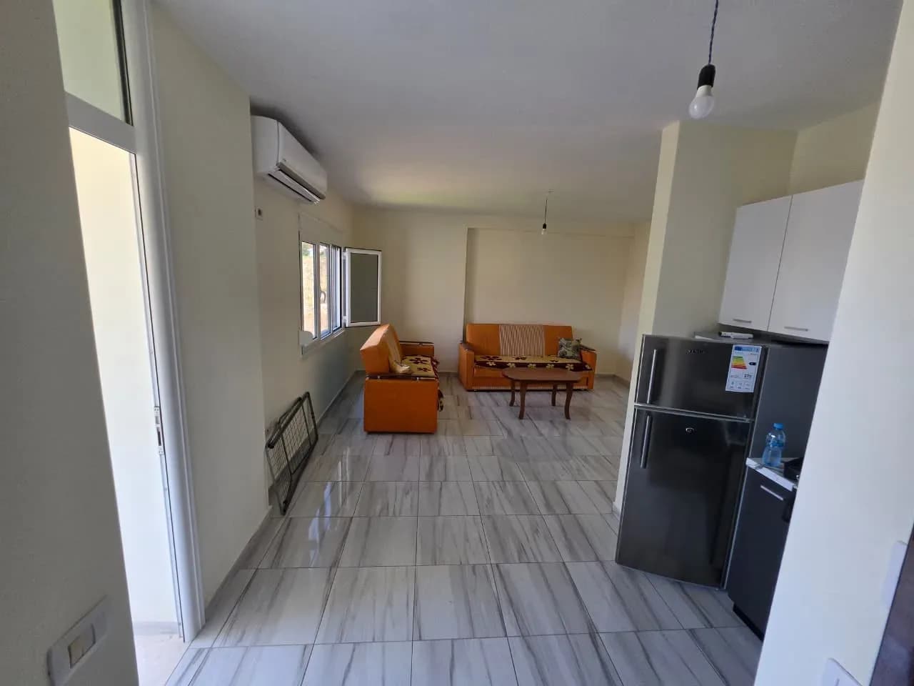 Apartament 1+1 për Shitje në Shkëmbin e Kavajës 3