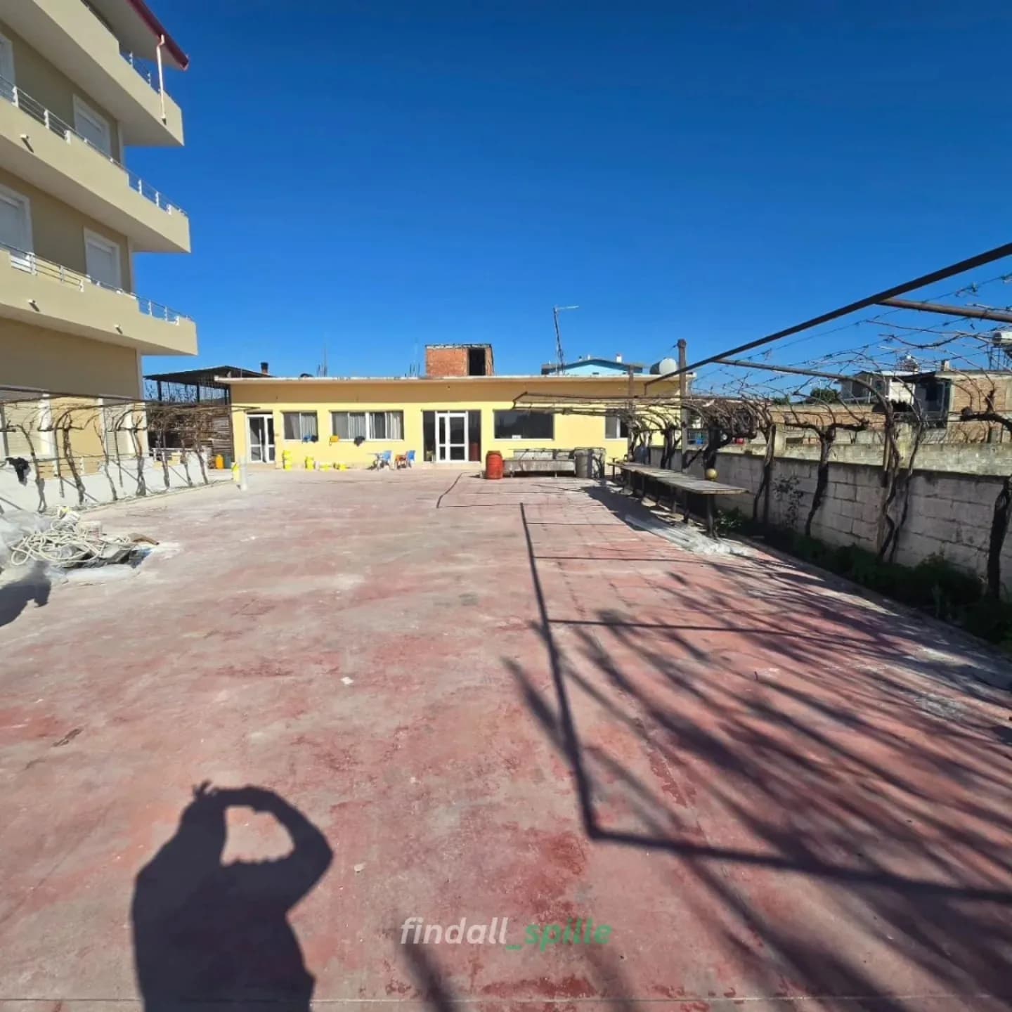 Shitet Hotel ne Greth Spille