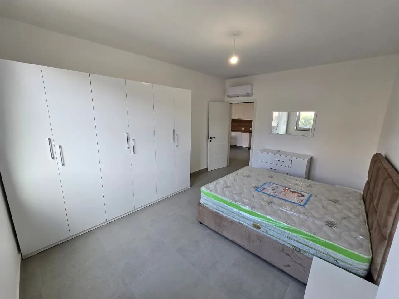 Shitet Apartament 1+1 në Plazhin e Golemit,ndertim i ri 4