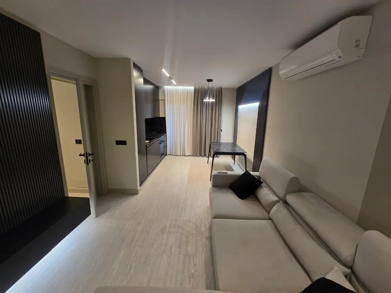Shitet apartament 2+1 – Mali i Robit, Golem