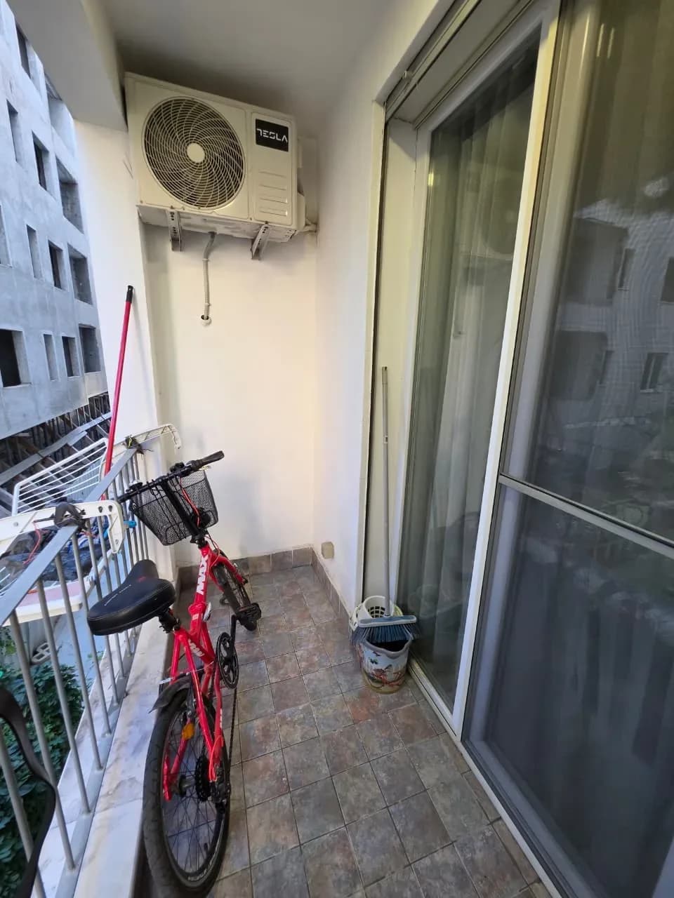 SHITET APARTAMENT 1+1 – SHKËMBI I KAVAJËS 4
