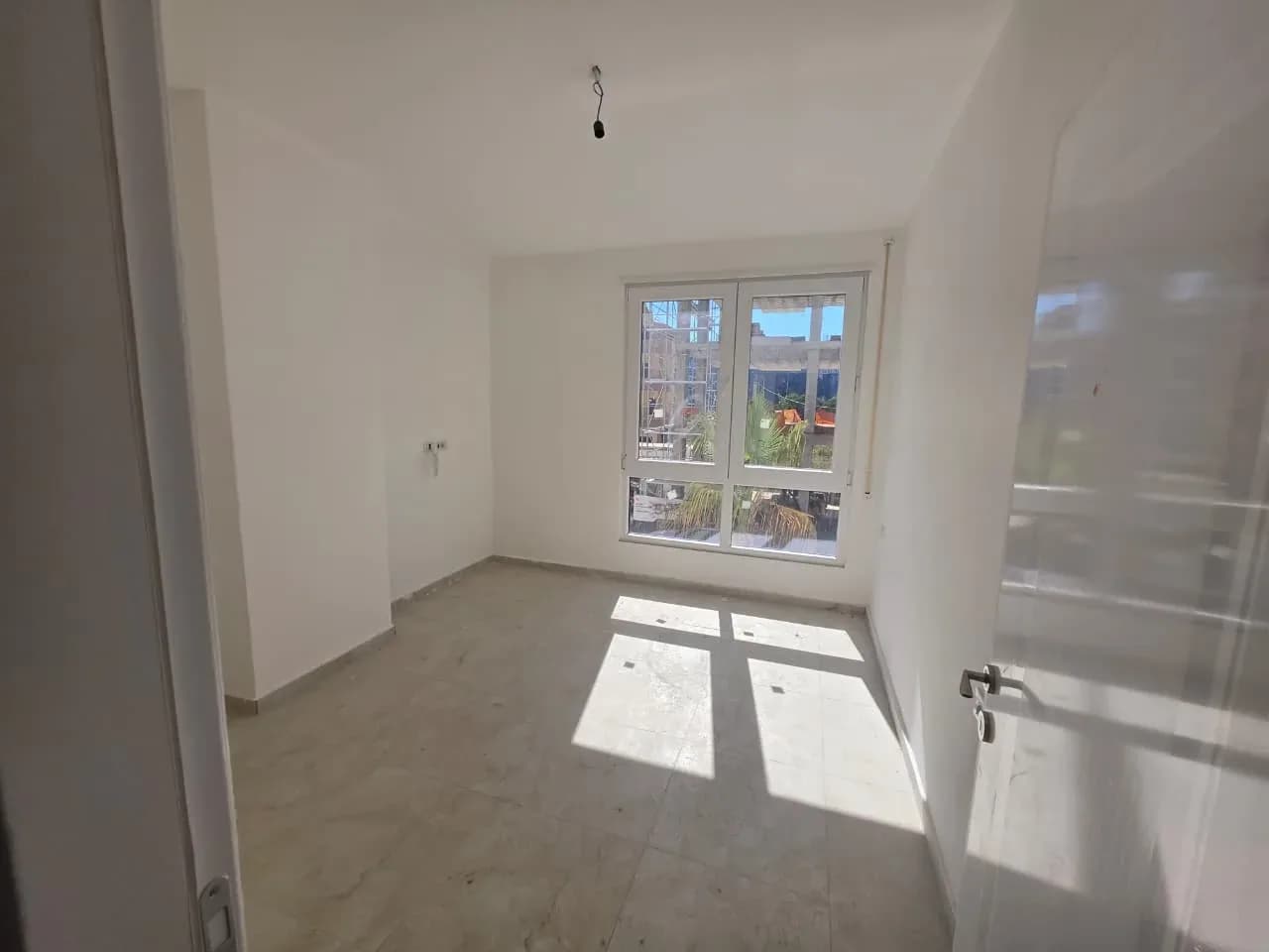 APARTAMENT 2+1 NË SHITJE – REZIDENCA LOREDIS, QERRET