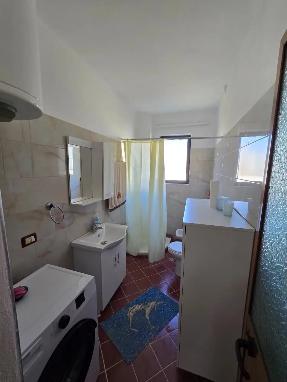 Shitet Apartament 1+1 në Golem