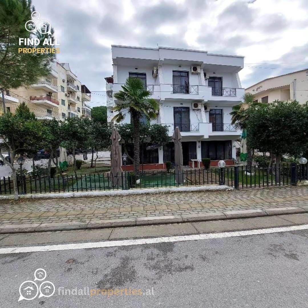 Shitet Hotel në Shkëmbin e Kavajës 1