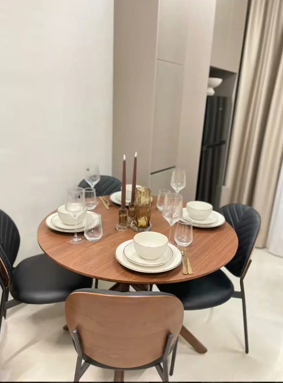 Shitet Garsoniere në Plazhin e Golemit
