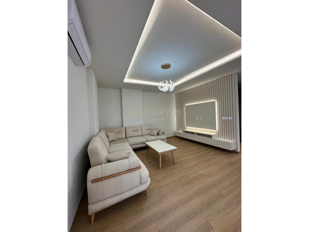 Apartament Luksoz 2+1+2 për shitje , Zogu i Zi Tirane 4