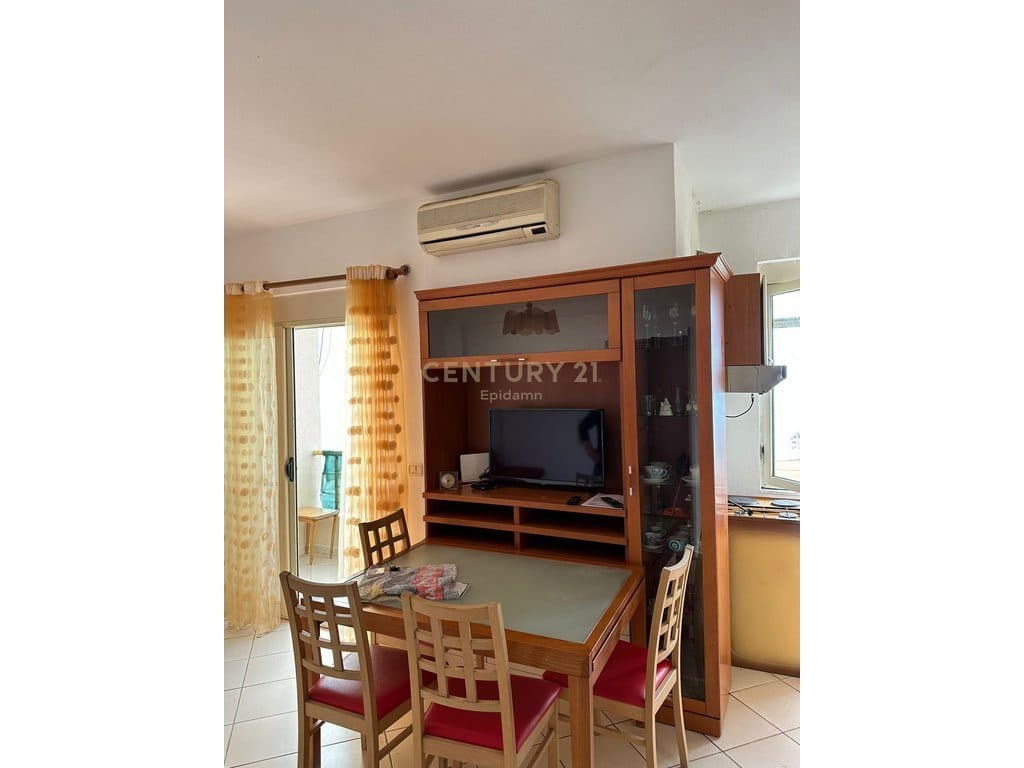Apartament 2+1 Me Qira në Plazh Rrota e Kuqe, Durrës - 250€ | 3