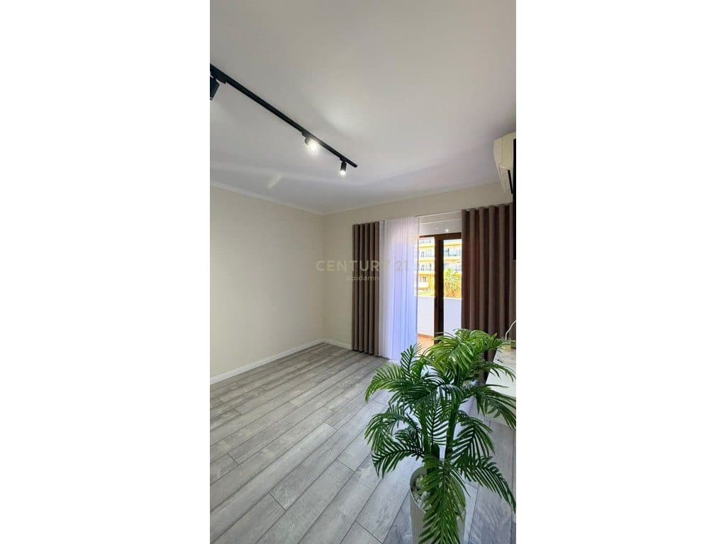 Apartament 1+1 në Shitje – Plazh Hekurudha 2
