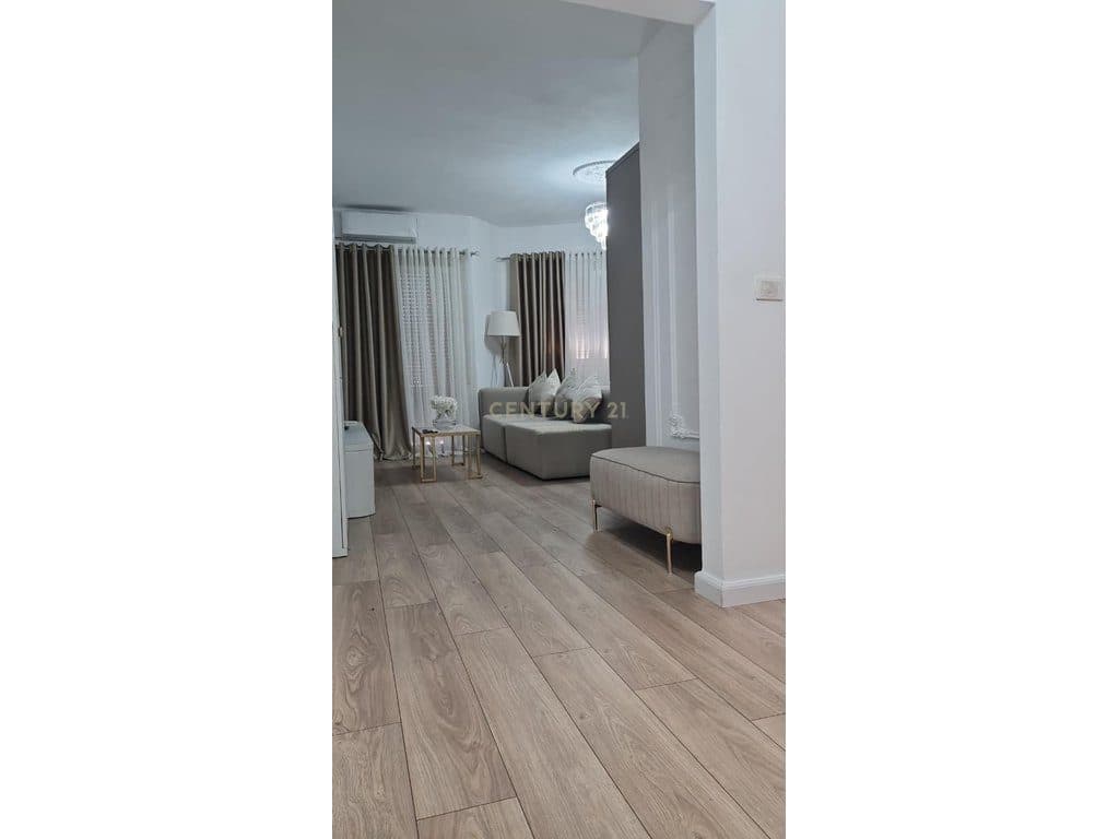 🏡 Jepet me qira Apartament 2+1 Modern – Sheshi Pranvera, Durrës €750 3